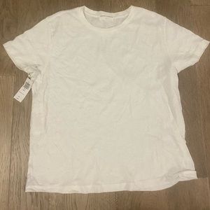 Aritzia - White T shirt - Large